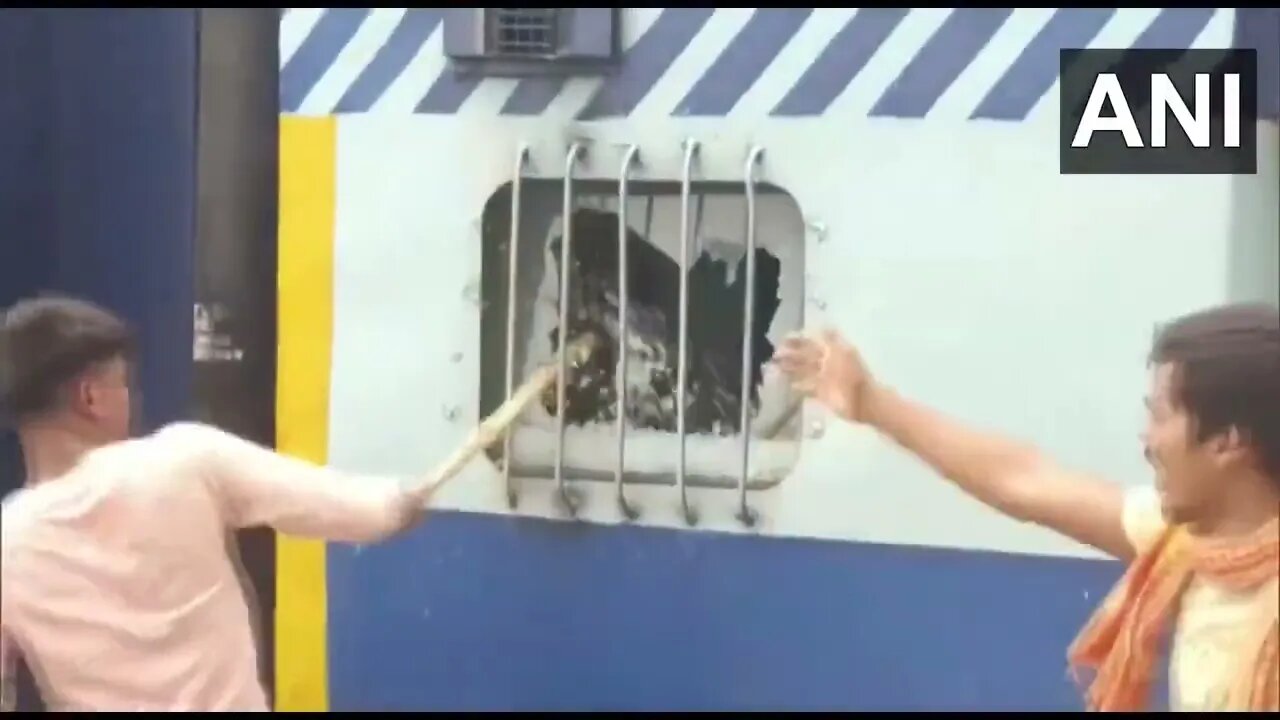 The Indians are hungry frustrated and revolution seems to be the only solution🙈😂