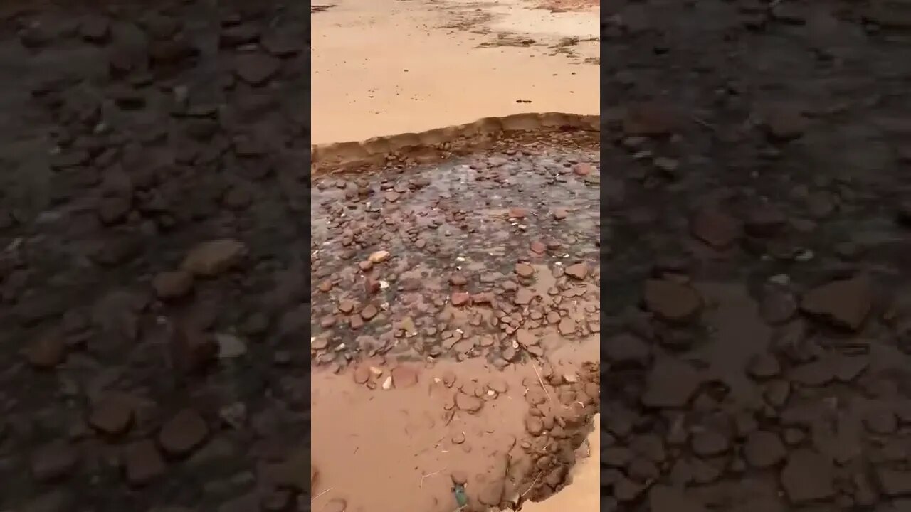 Pipe leading to the beach