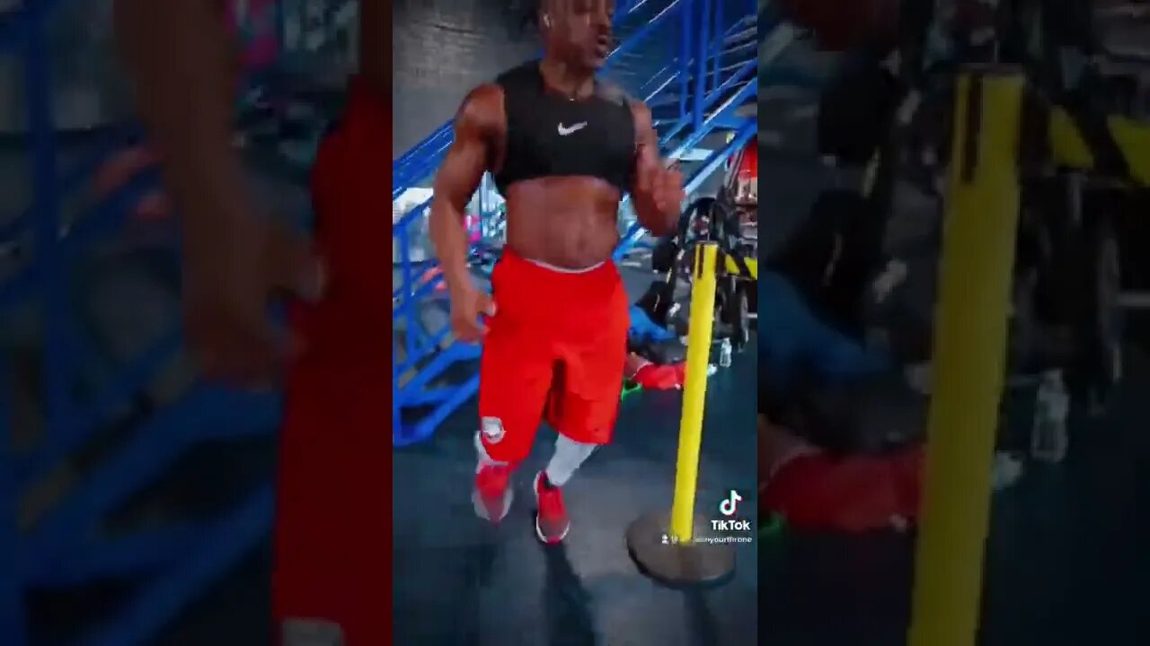 I need a chick who’s been ran through 👑