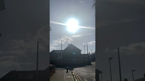 Beautiful and powerful sun in London -majestic