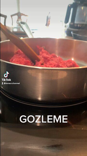 How To Make Gozleme.