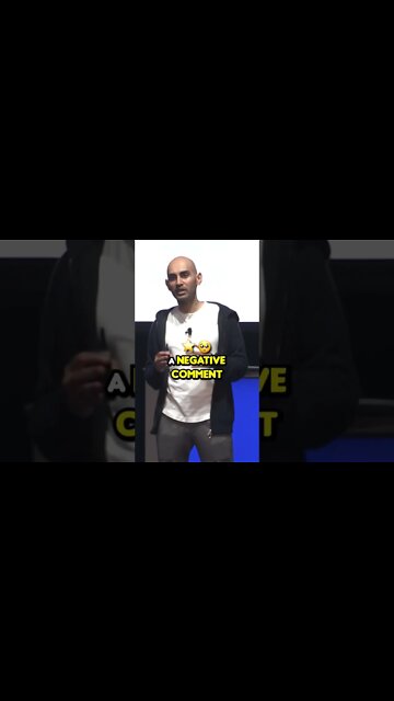 Not Sure How To Handle Negative Comments? Watch THIS Video! #shorts #digitalmarketing