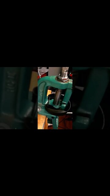 Seating Some Cast Lee 230gr Missiles In 300 Blackout🤤