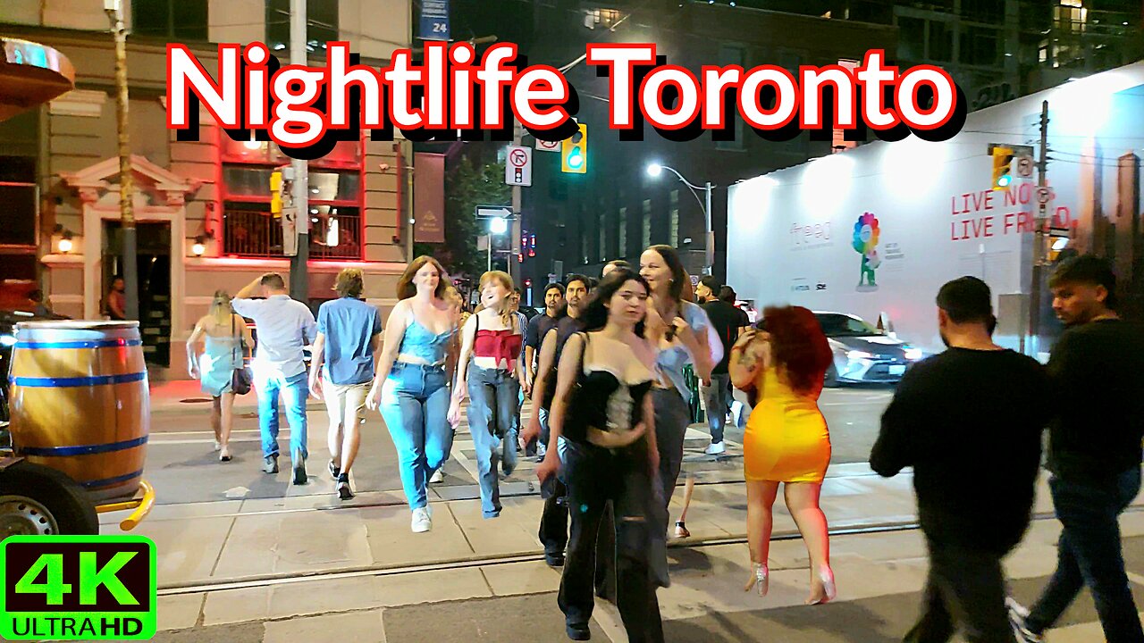 【4K】Toronto Hottest Nightlife spots Downtown Night Walk Canada 🇨🇦