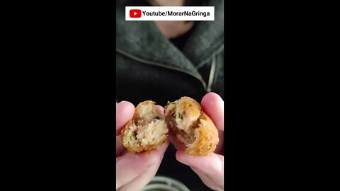 Incrivel Bolinho de Salmao do Wow Sushi Bar #shorts