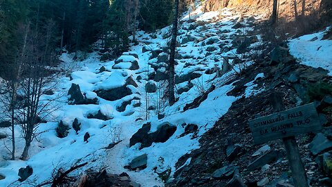 Fear of Heights (Acrophobia) Warning for Winter Snow Ice Hike to Tamanawas Falls! | Mount Hood | 4K
