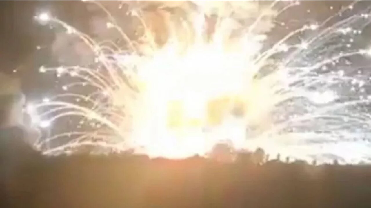 THE AMMUNITION DEPOT THAT IS ON FIRE IN DONETSK TODAY IS ONE OF THE LARGEST RUSSIAN DEPOTS IN THE DONETSK REGION