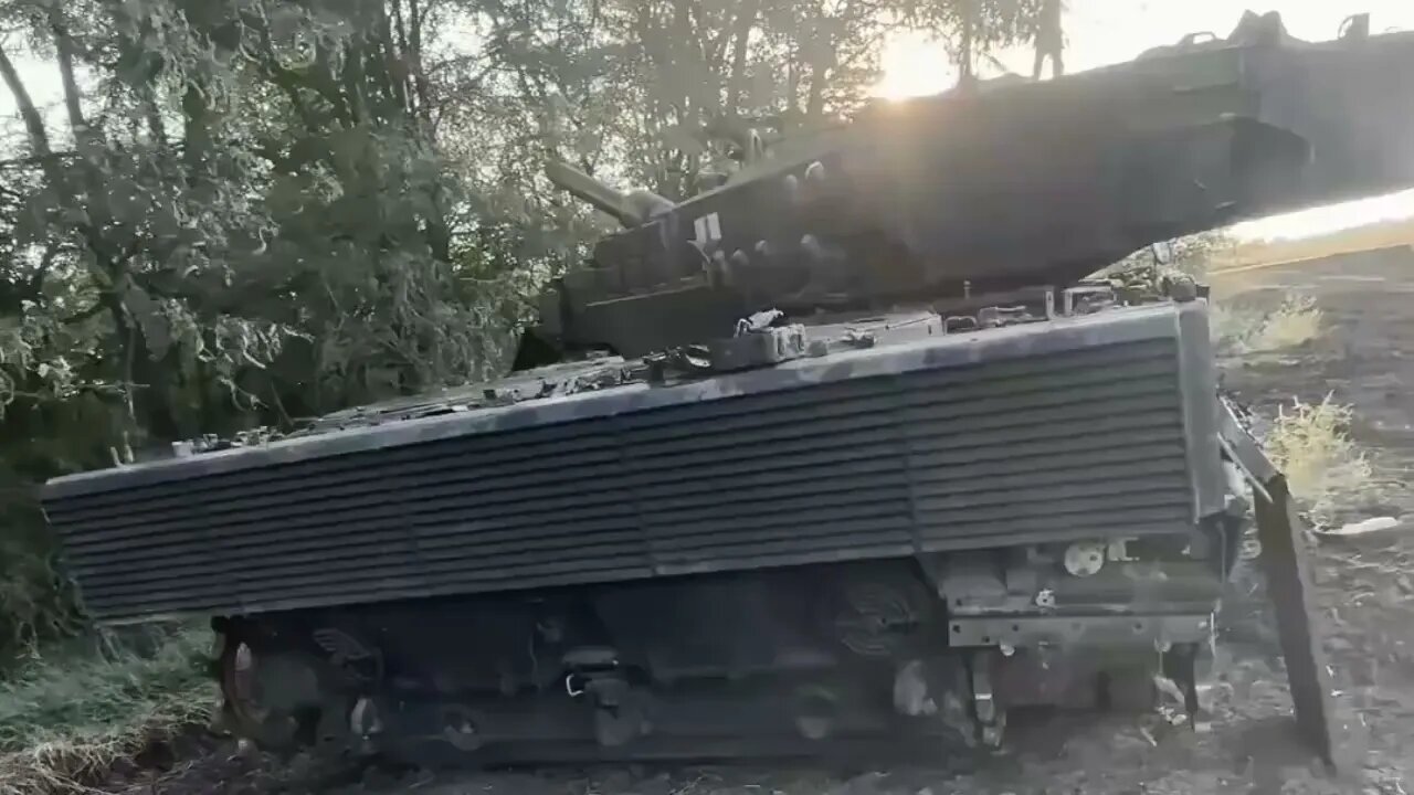 Destroyed Germany-made Leopard 2A4 Tank in Rabotino Ukraine