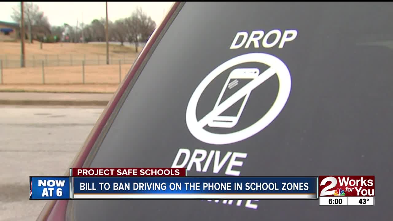 Bill introduced to ban driving on the phone in school zones