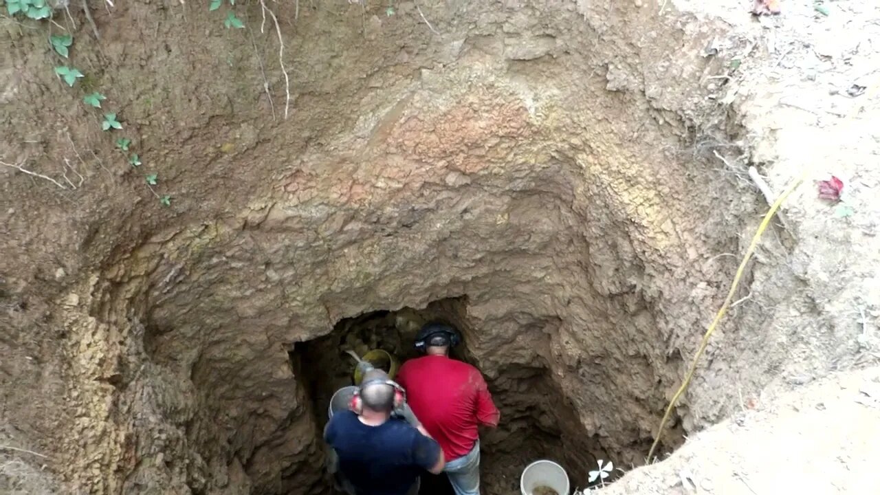 Work continues in the Bunker making progress.