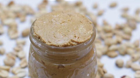 Homemade Peanut Butter