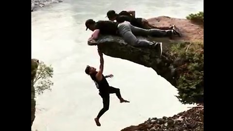 Cliffhanger! 😬😓😱 Alberta, Canada 🇨🇦