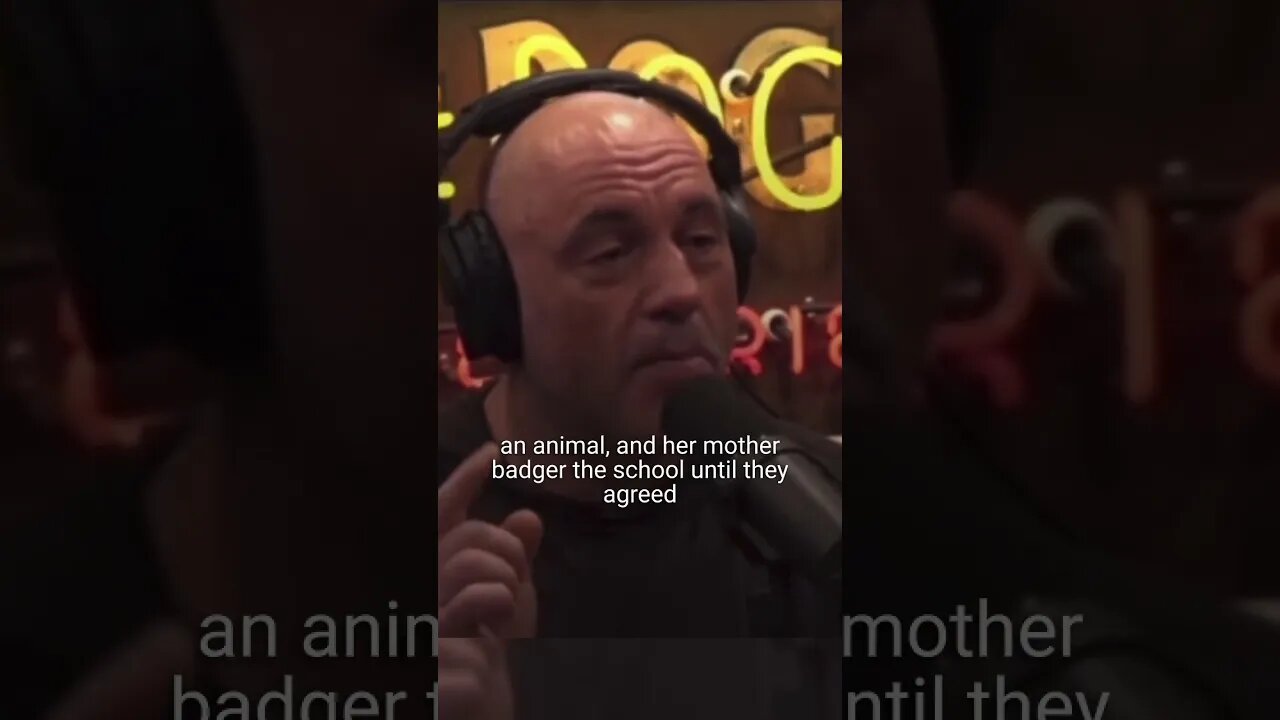 LITTER BOX ๐งบ at School ๐ Story.. Joe Rogan