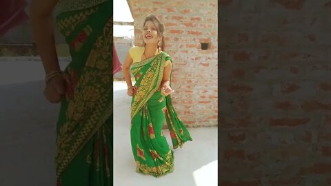 kamriya gole gole dole raja ji