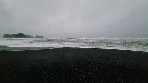 Beach Day 2: There comes the storm