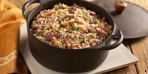 HOW TO MAKE RICE AND BEANS IN THE ELECTRIC COOKER