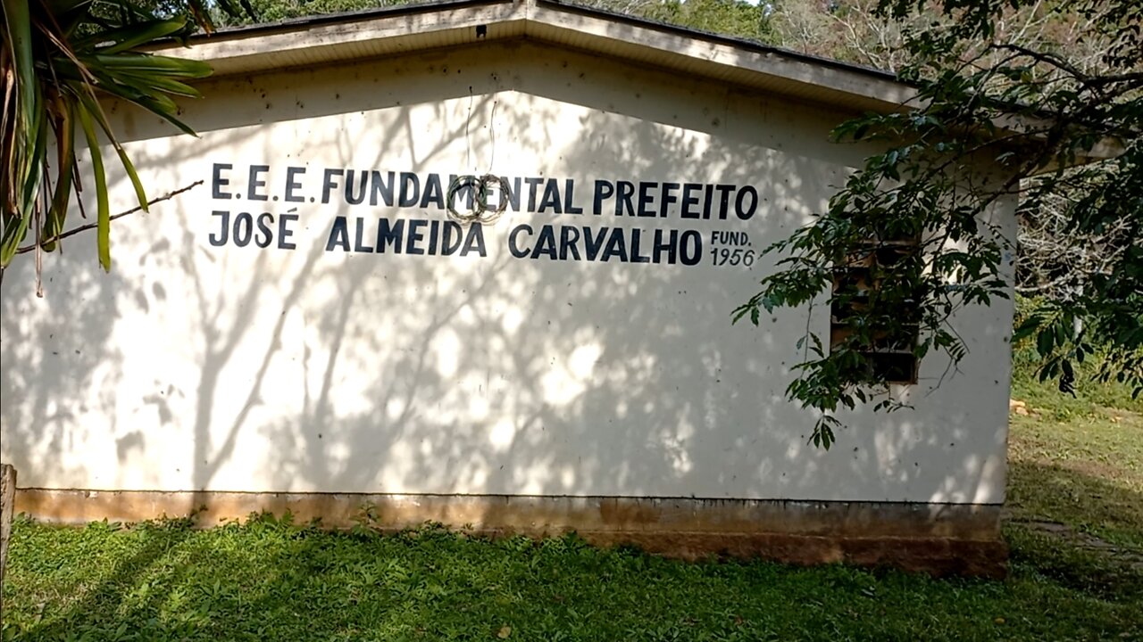 Escola abandonada em Caraá/RS