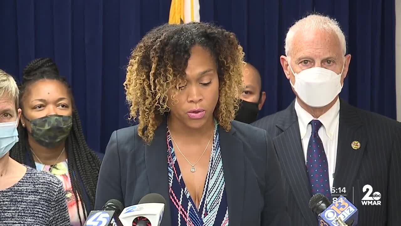 MTA officer accused of assaulting man who wouldn't put shirt on at Metro Station