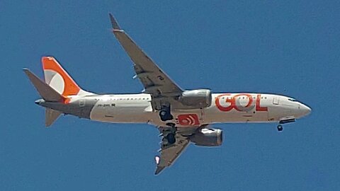 Boeing 737 MAX 8 PR-XMH coming from São Paulo and Airbus A320 PR-TYT from Teresina to Fortaleza