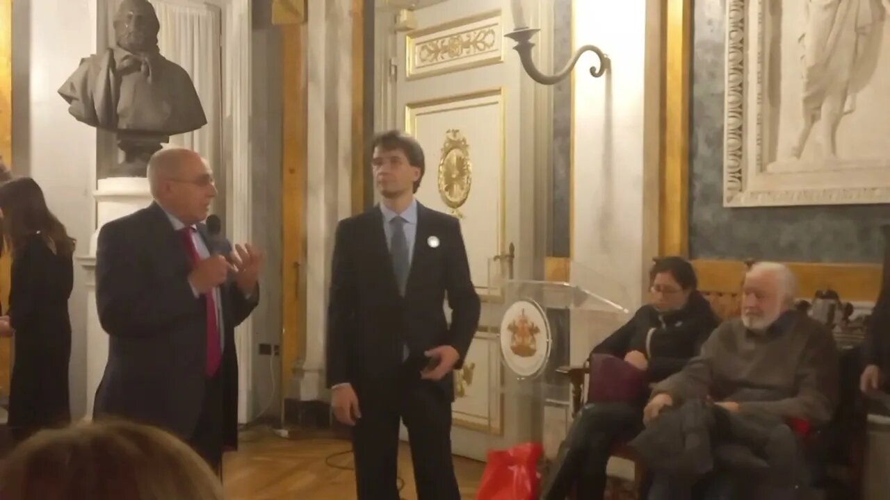 Proiezione Invisibili a Genova : Intervento dell'avv. Bianchini