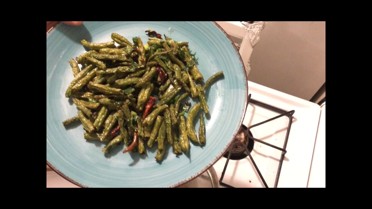 Double spicy deeply fried green beans 干煸豆角