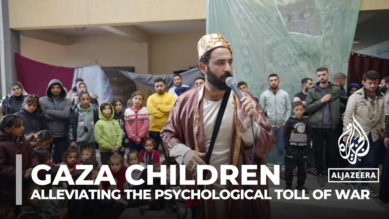 Palestinian storytellers bring joy to Gaza's children amid war