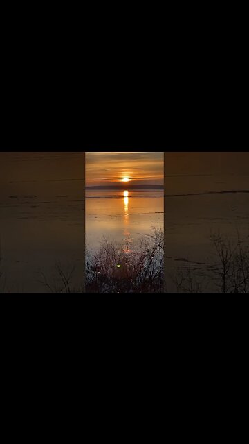 Sunday morning ice on Lake superior. ￼