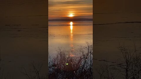 Sunday morning ice on Lake superior. ￼