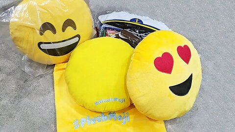 PlushMoji Maker
