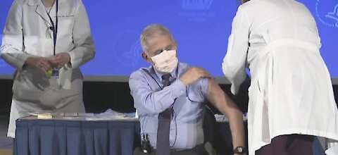 WATCH: Dr. Fauci receives COVID-19 vaccine