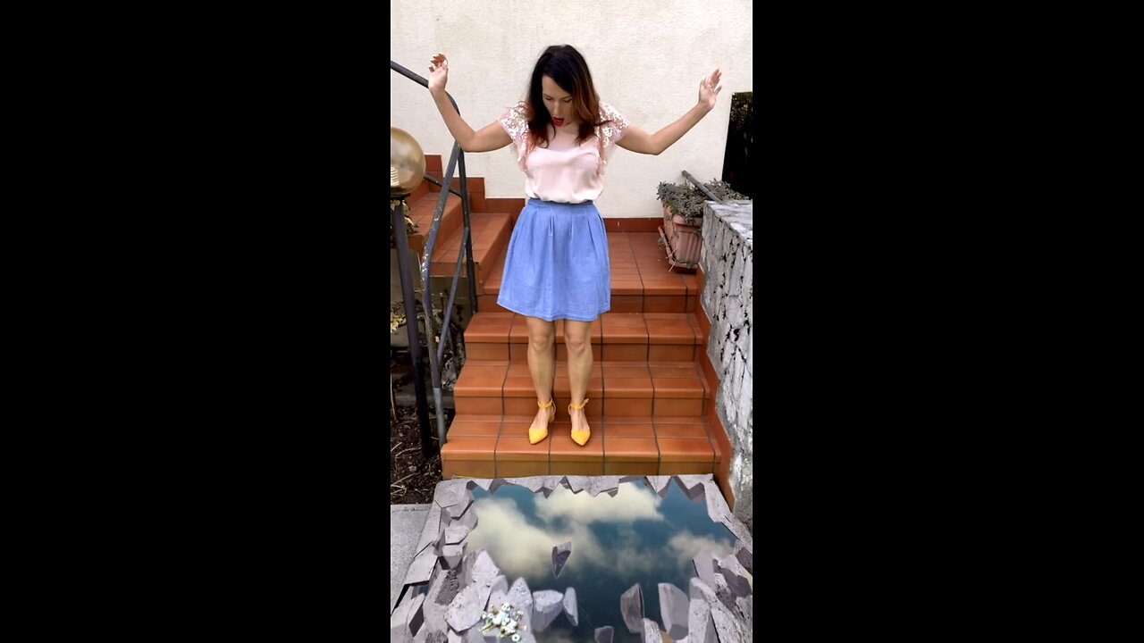 Crazy trend the ground and sky video