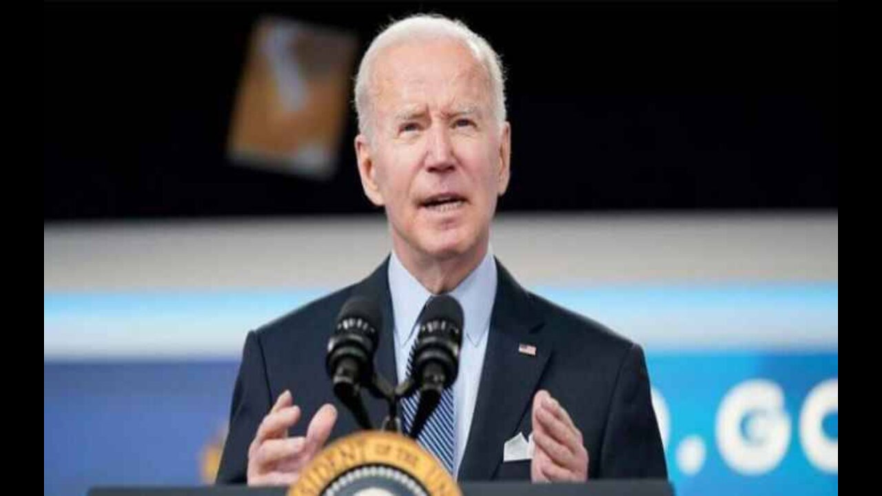 Biden Pressed to Take Unusual Strategy on Title 42 Court Fight