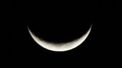 The new crescent Moon