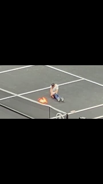 Climate Change Activist Sets Himself On Fire