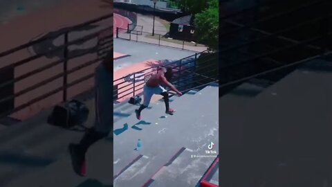 Let’s normalize men taking women on dates 👑