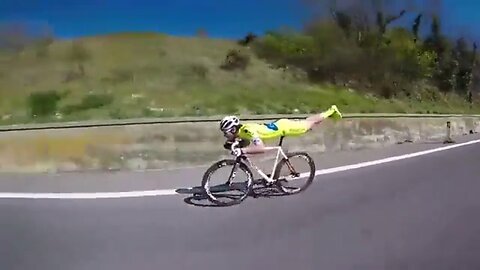 Cyclist Michael Guerra's amazing "Superman" pose