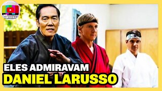 ANTAGONISTAS DE KARATE KID JOHNNY LAWRENCE ADMIRAVAM O HEROISMO DE DANIEL LARUSSO.