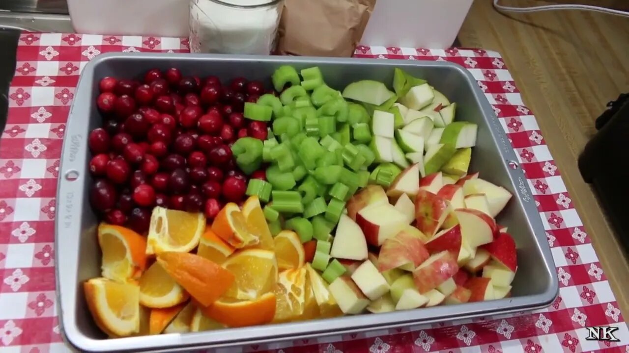 FRESH CRANBERRY RELISH!! A REALLY RETRO HOLIDAY