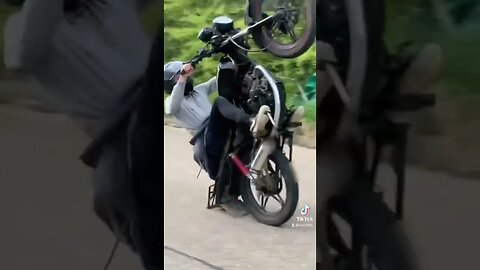 125 12 O CLOCK & PED WHEELIES
