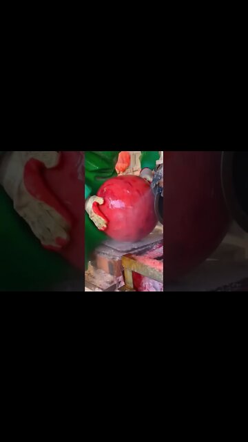 LOoKs NICE but what is that? 🤔 💭 #shorts #viral #youtubeshorts #trending #subscribe