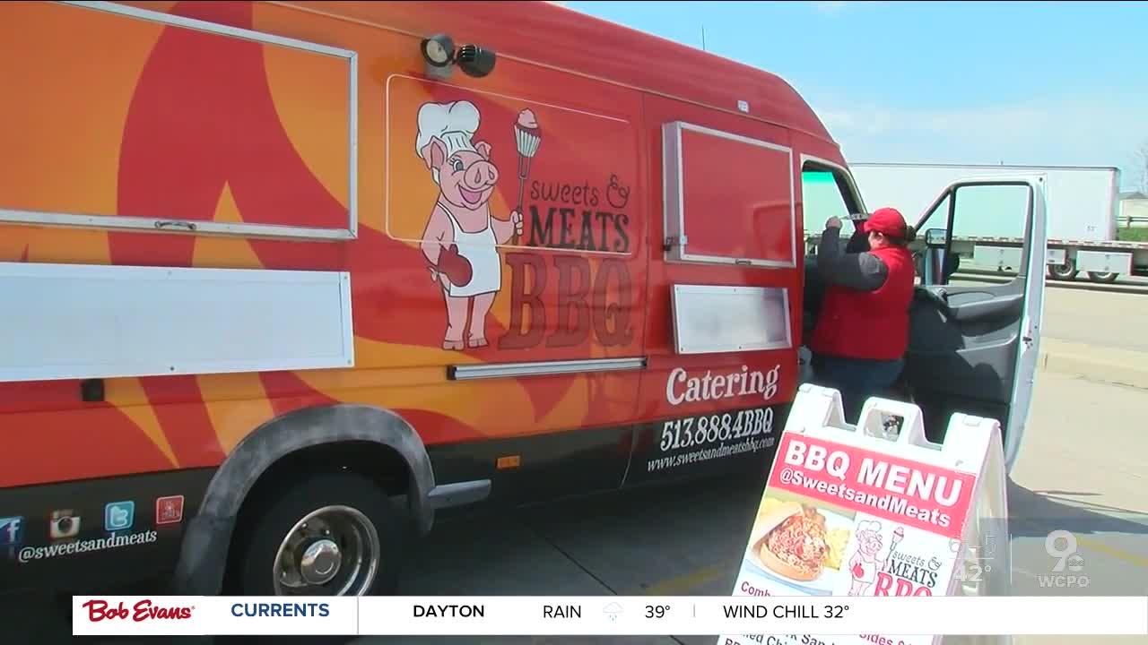 BBQ food truck offers truckers free meals at rest stop