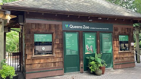 Queens Zoo (Flushing Meadows)