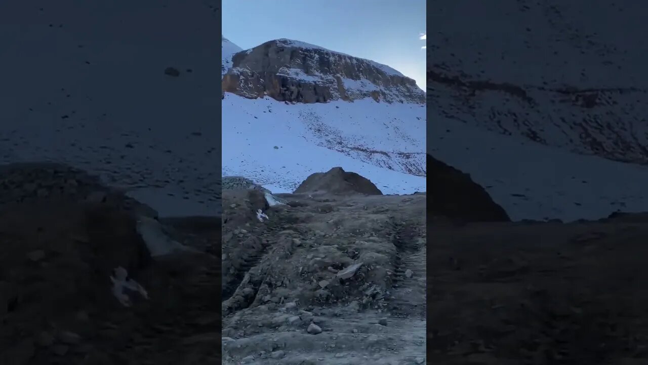 SNOWY MOUNTAINS IN HIMACHAL PRADESH #shorts