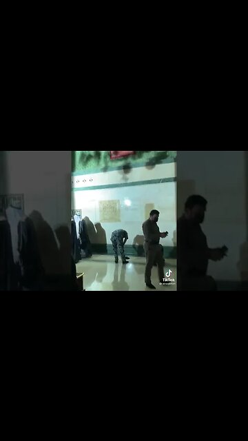 A Rare Glimpse Inside the Kaaba in Makkah - Witness the Holiest Site in Islam