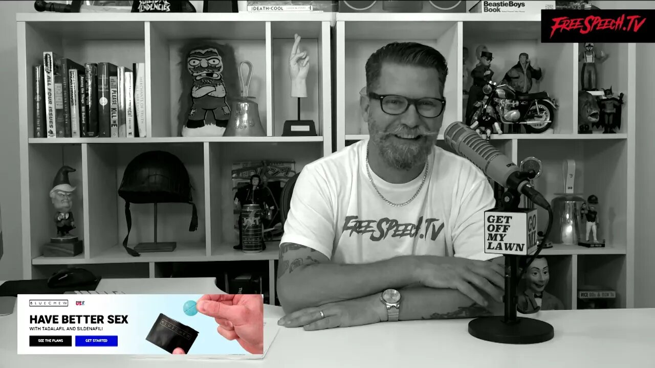 Gavin McInnes takes a few calls then dumps on Melissa McCarthy (GoML Censored TV) 😂