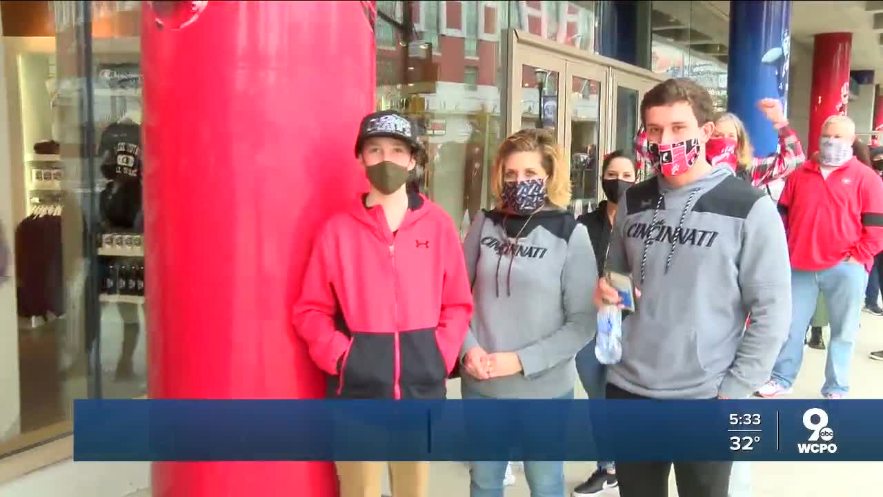 UC fans travel to Atlanta to watch Bearcats in Peach Bowl