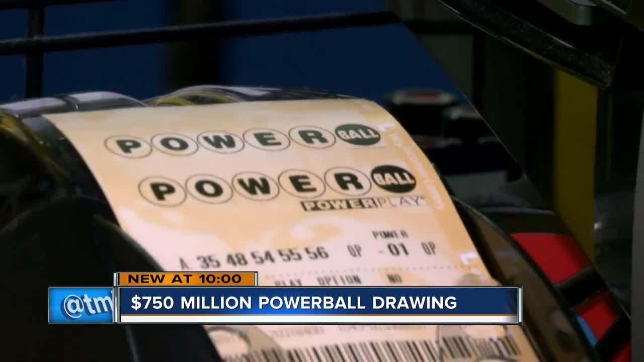 People head to Pewaukee hoping lightning strikes twice with Powerball