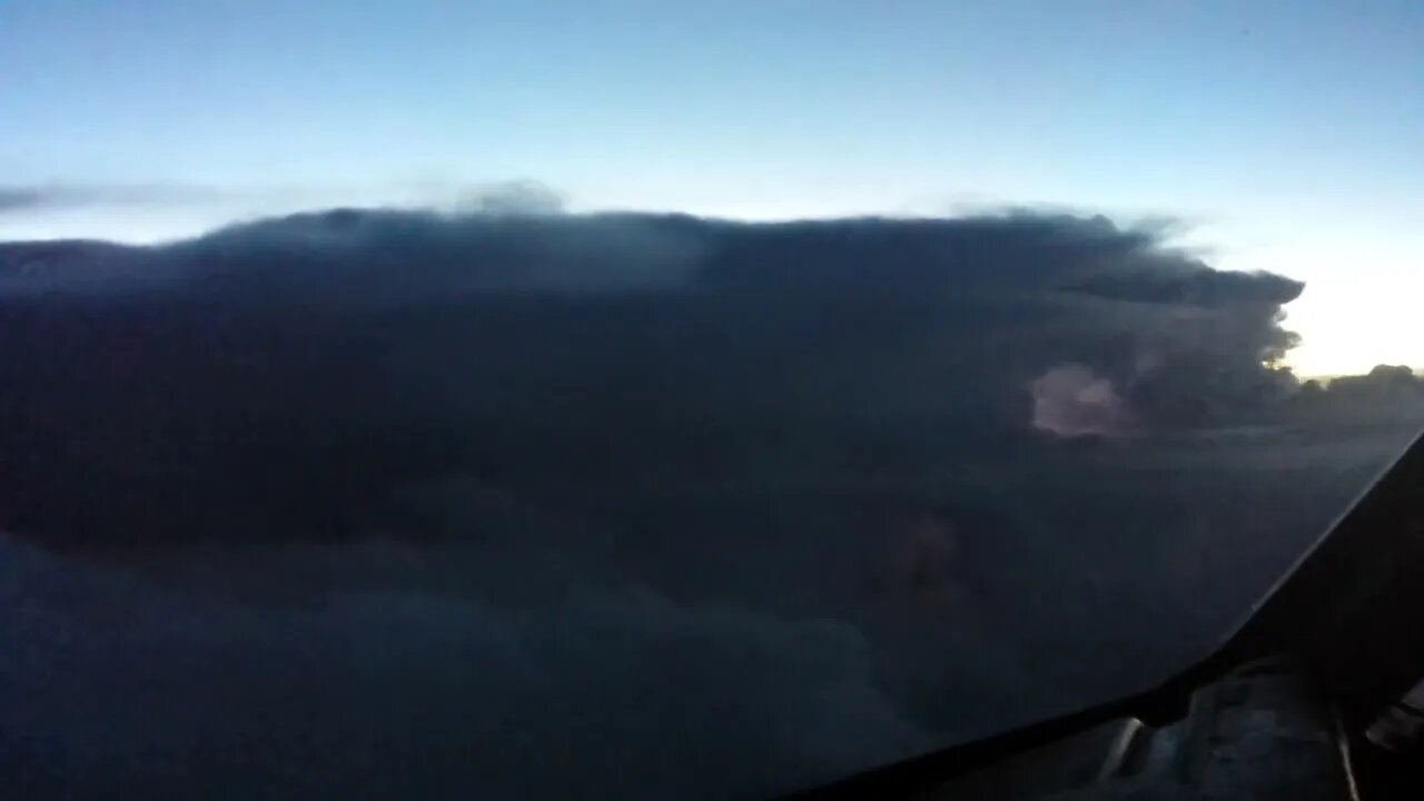 How to navigate around a severe thunderstorm on an MD-11F