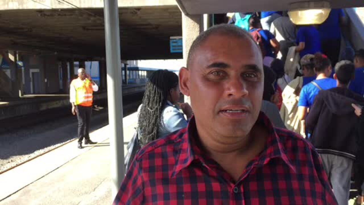 SOUTH AFRICA - Cape Town - Roger Phillips on experiencing a ride on the new trains (Video) (EjZ)