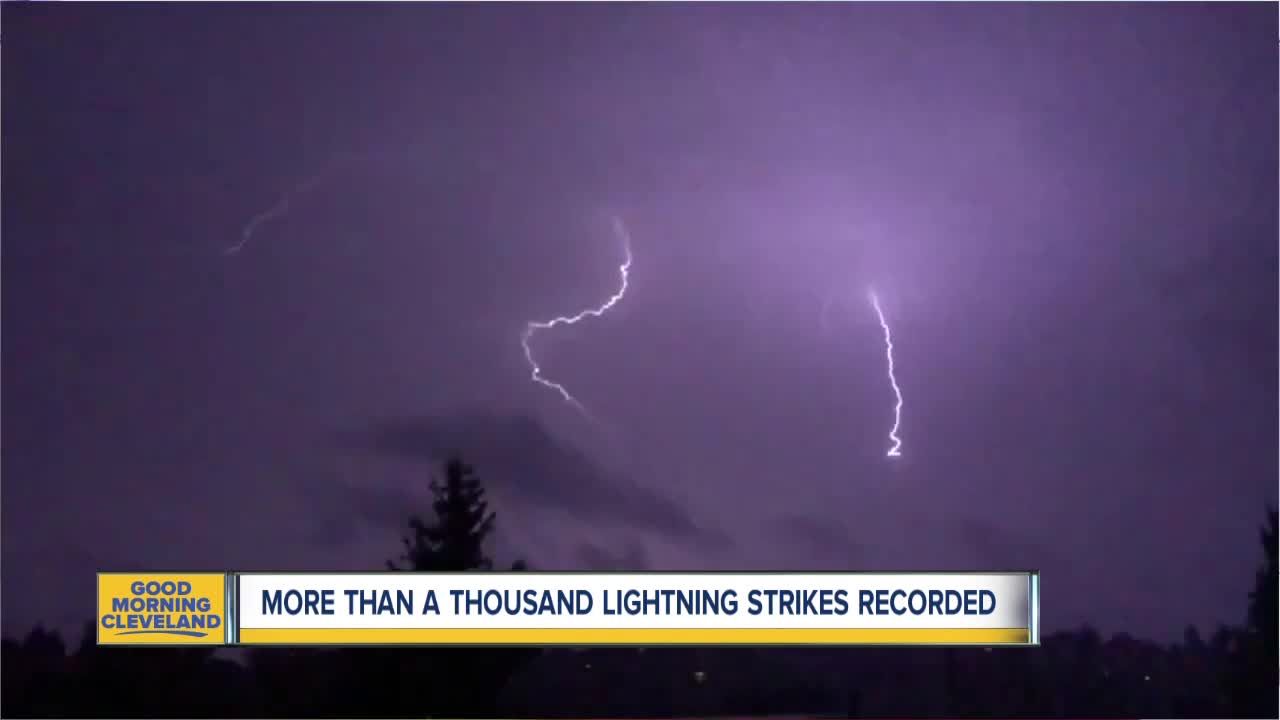 Record number of lightning strikes in Seattle